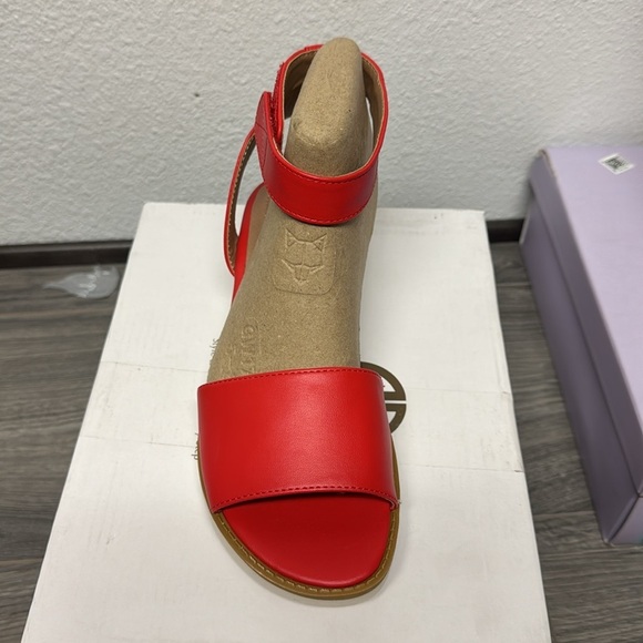 Giani Bernini Women's Constancia Memory Foam Ankle Strap Wedge Sandals - Picture 4 of 7